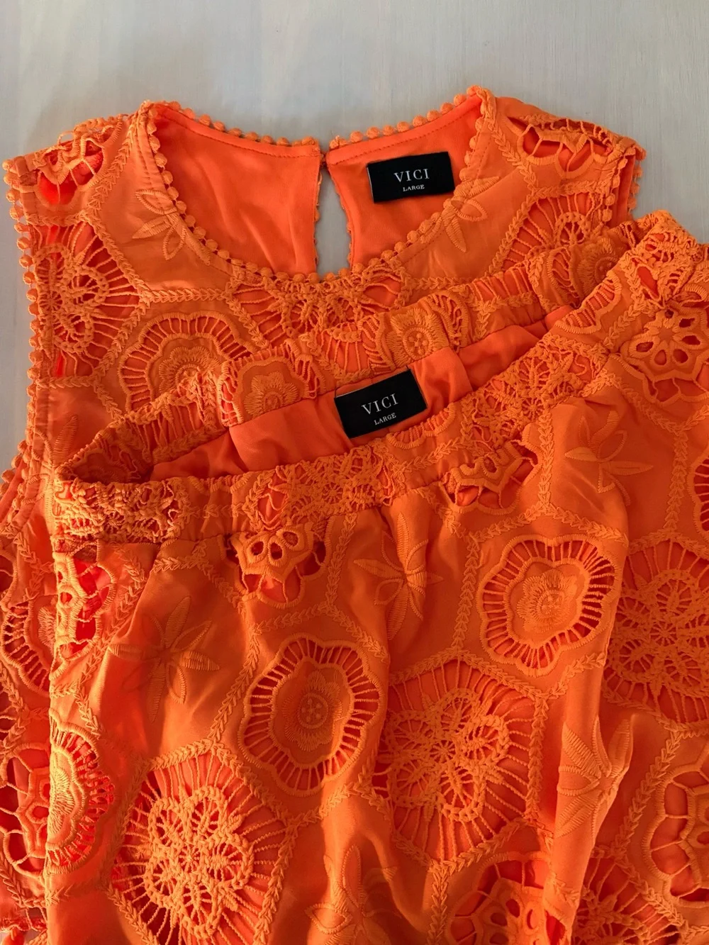 New VICI As You Are two-piece floral embroidered eyelet / pom-pom skirt set - Picture 5 of 8